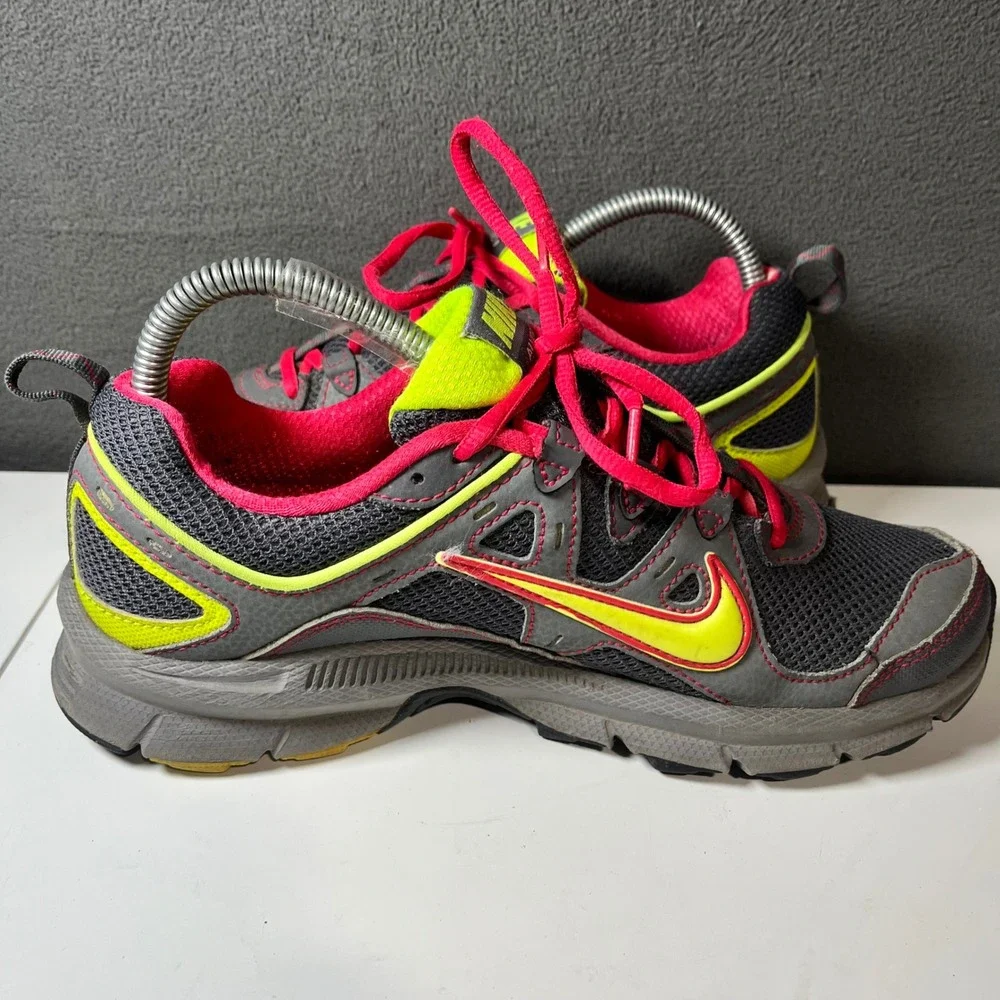 Nike Alvord 9 Trail Running Shoes Mens 8 Grey Volt Pink 443517-036 Sneaker